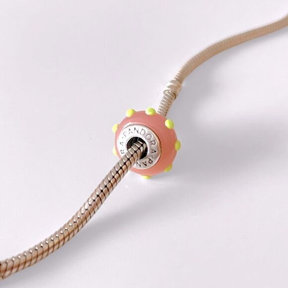 Pandora Seeing Spots Murano Glass Charm - Picture 1 of 3